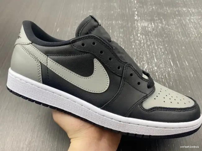 Shadow 705329-003 Jordan Retro Low 1 0630